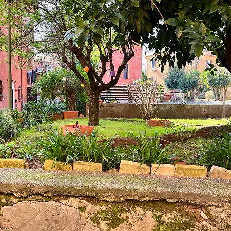 Da Lory A Garbatella Apartmán *
