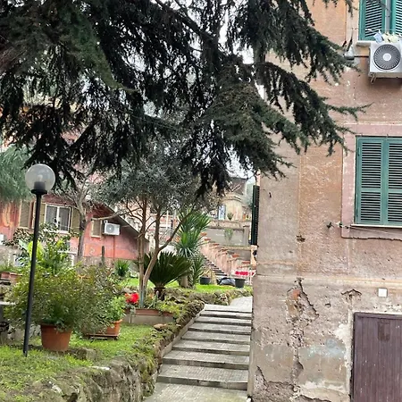 Apartment Da Lory A Garbatella
